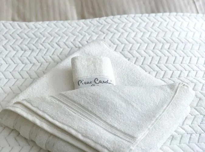 Area 202 Apt, The Castle 1, Lägenhet